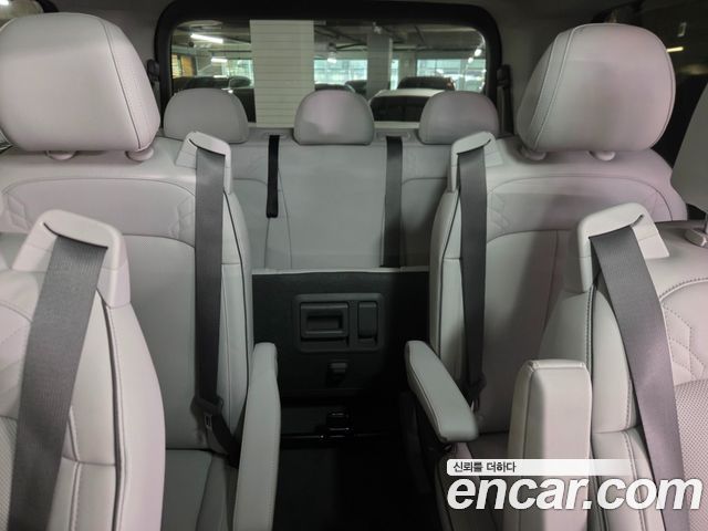 Hyundai Staria 2022 — photo 11