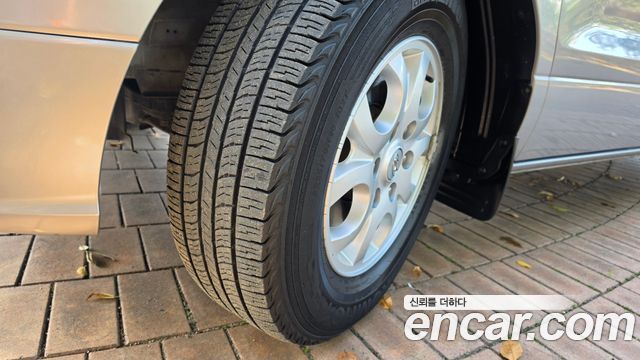Hyundai Starex 2014 — photo 16