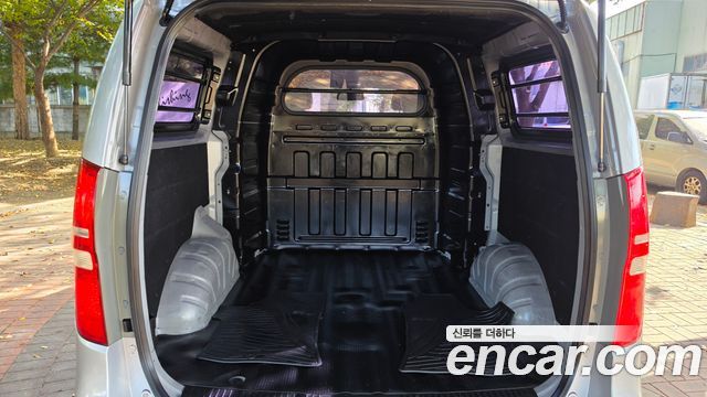 Hyundai Starex 2014 — photo 18