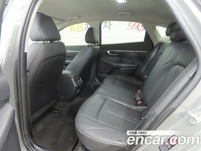 Hyundai Sonata 2022 — photo 6