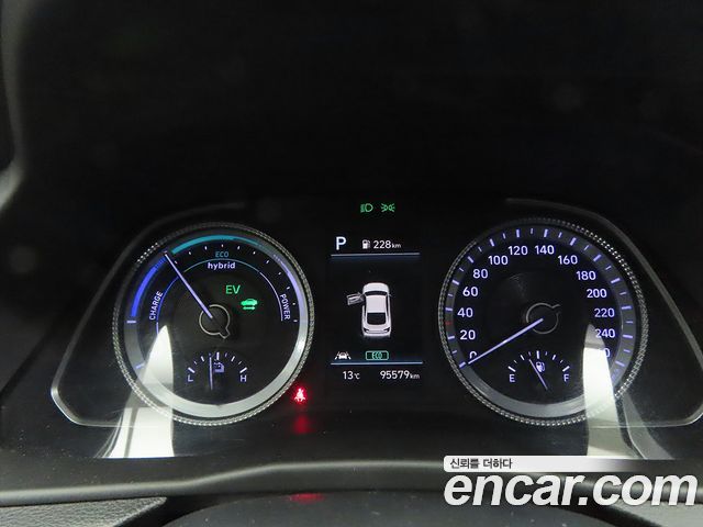 Hyundai Sonata 2022 — photo 9