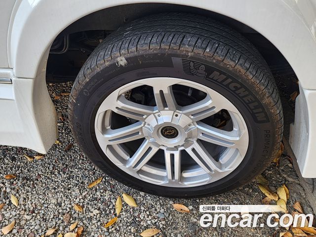 Chevrolet Express Van 2019 — photo 5