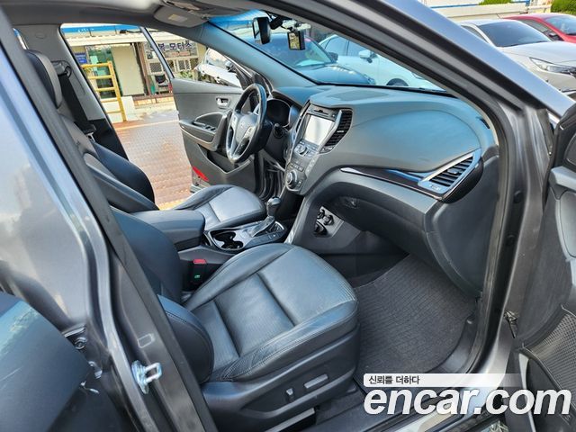 Hyundai Santafe 2015 — photo 13
