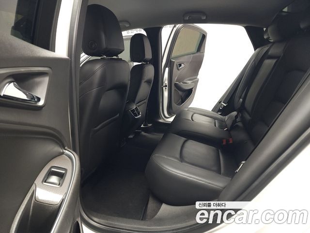 Chevrolet Korea Malibu 2017 — photo 14
