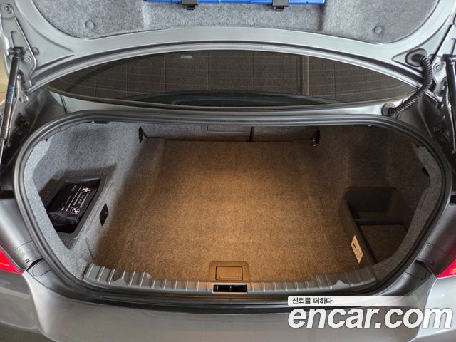 BMW 3-Series 2010 — photo 5