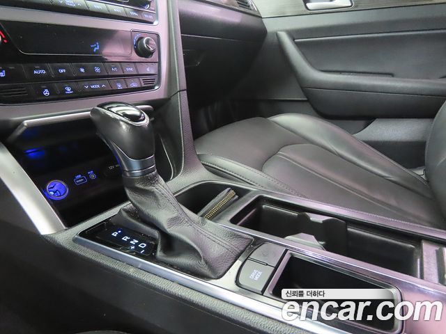 Hyundai Sonata 2015 — photo 11