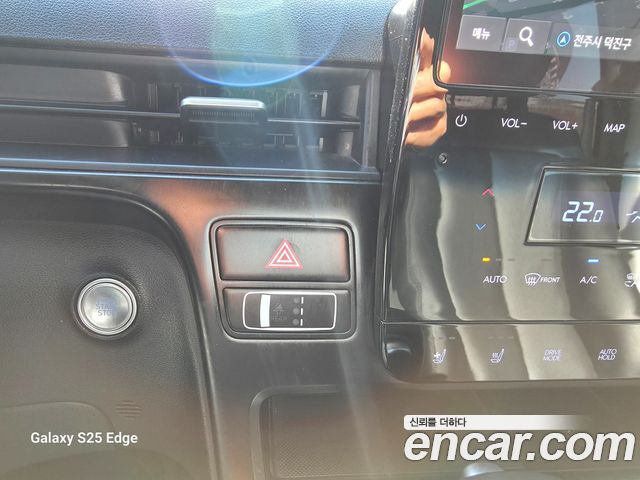 Hyundai Staria 2025 — photo 16