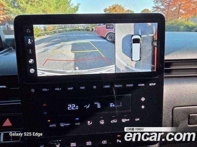 Hyundai Staria 2025 — photo 18