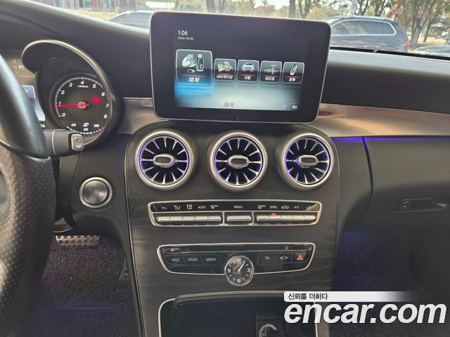 Mercedes-Benz C-Class 2016 — photo 10