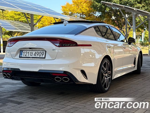 Kia Stinger 2023 — photo 5
