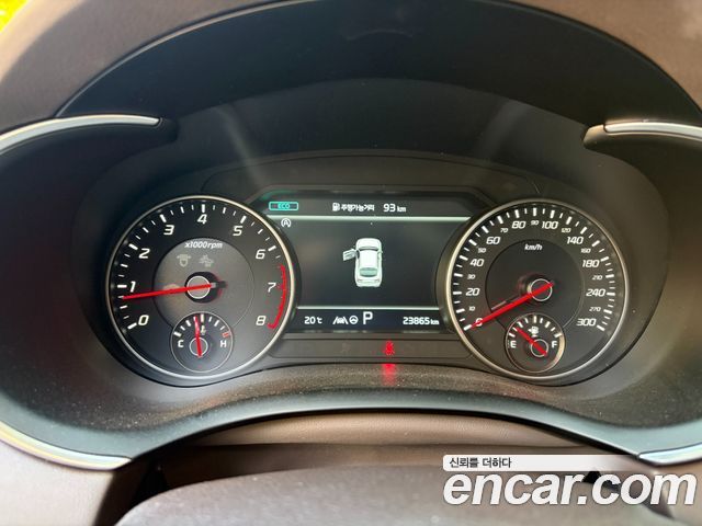 Kia Stinger 2023 — photo 8