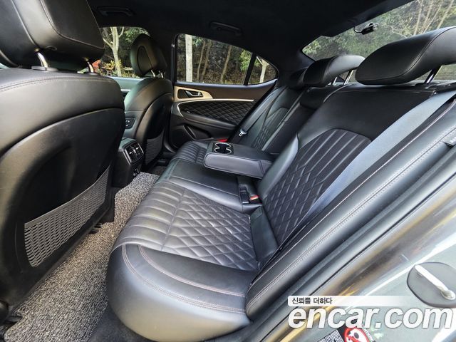 Genesis G70 2019 — photo 10