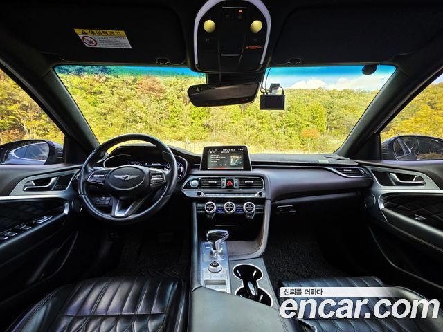 Genesis G70 2019 — photo 11