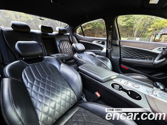 Genesis G70 2019 — photo 14
