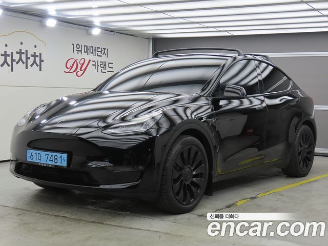 Tesla Model Y 2022 — photo 1