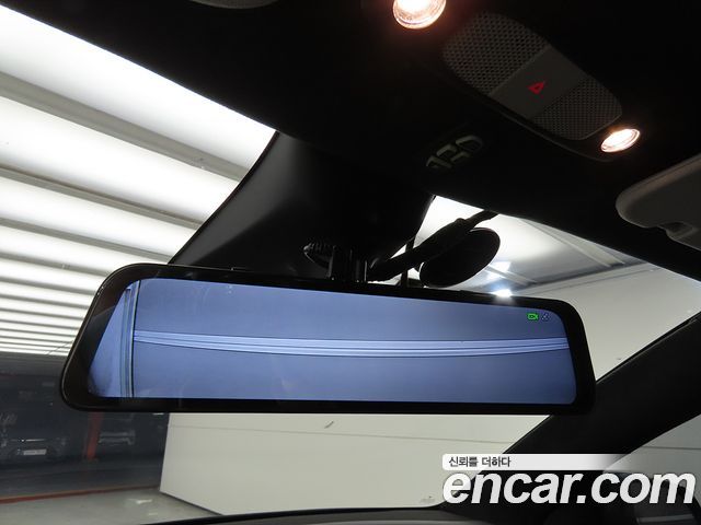 Tesla Model Y 2022 — photo 15