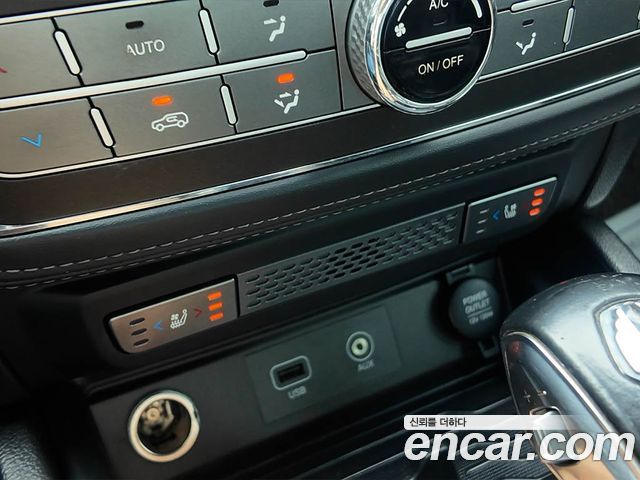 KG Mobility Rexton 2019 — photo 13