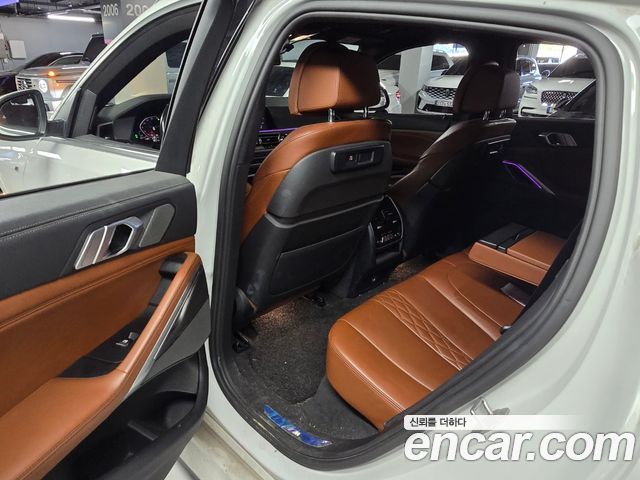 BMW X6 2022 — photo 11