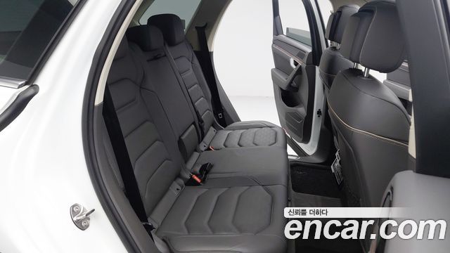 Volkswagen Touareg 2020 — photo 13