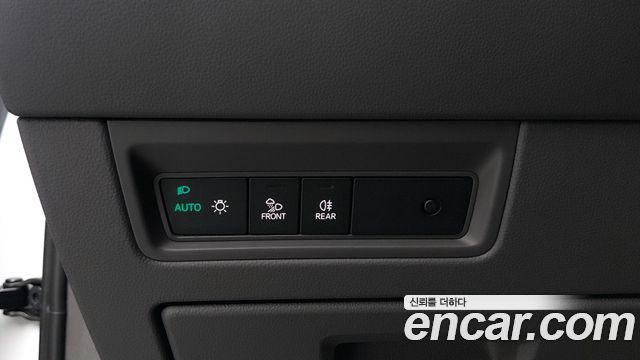 Volkswagen Touareg 2020 — photo 19