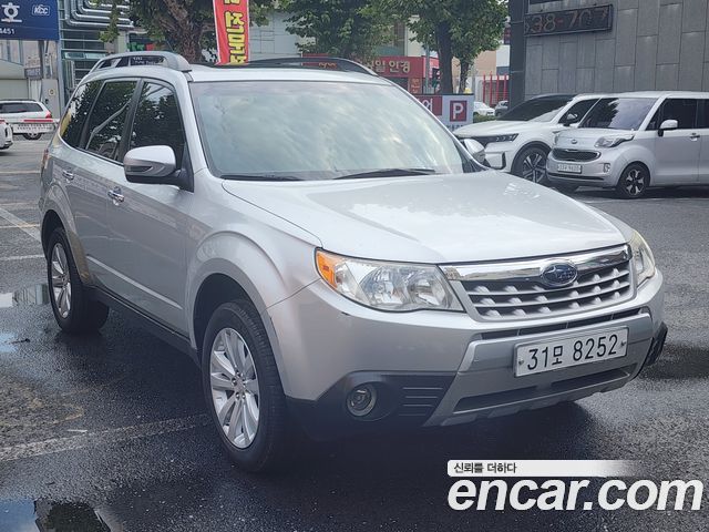 Subaru Forester 2011 — photo 6