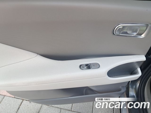 Hyundai Ioniq6 2023 — photo 12