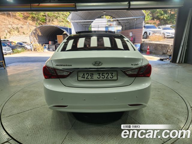 Hyundai Sonata 2010 — photo 5