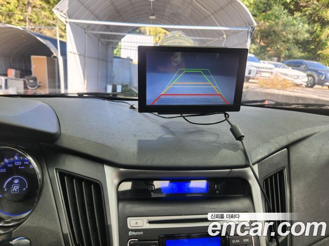 Hyundai Sonata 2010 — photo 14