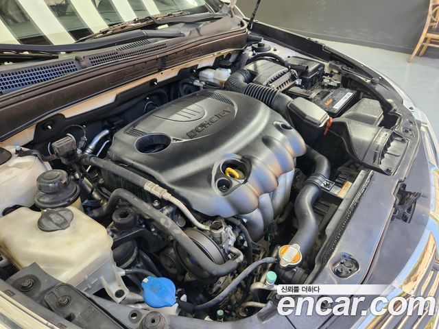 Hyundai Sonata 2010 — photo 19