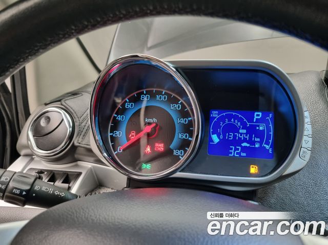 Chevrolet Korea Spark 2015 — photo 9