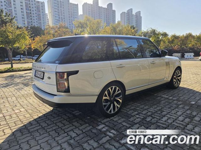 Land Rover Range Rover 2020 — photo 6
