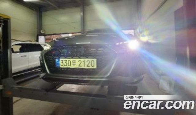 Audi RS5 2021 — photo 1