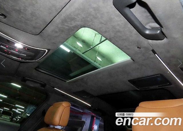 Audi A8 2016 — photo 15
