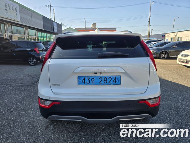 Kia Niro 2023 — photo 5