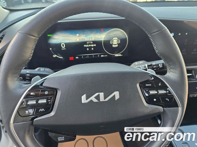 Kia Niro 2023 — photo 10