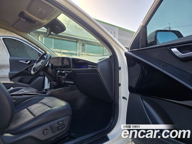 Kia Niro 2023 — photo 17