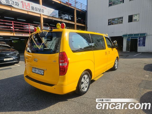 Hyundai Starex 2019 — photo 4