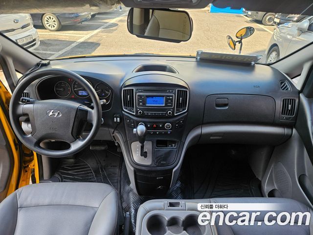 Hyundai Starex 2019 — photo 8