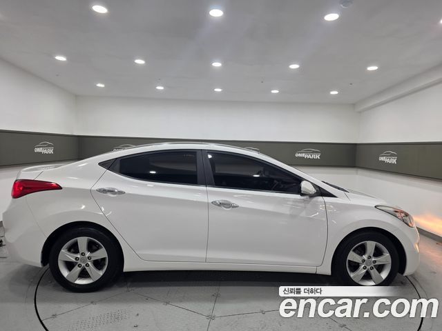 Hyundai AVANTE 2012 — photo 2