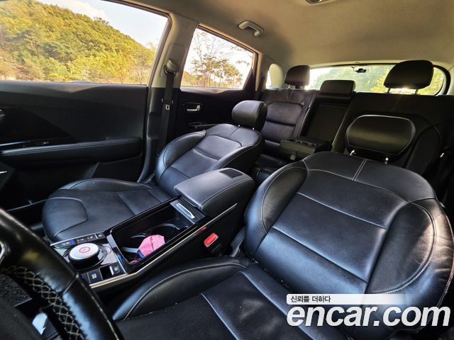 Kia Niro 2020 — photo 11