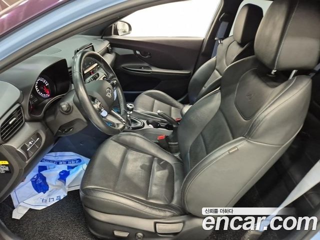 Hyundai Veloster 2020 — photo 11