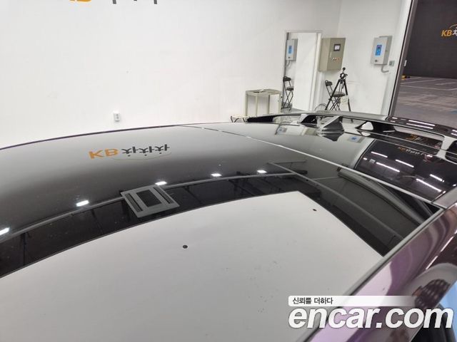 Hyundai Veloster 2020 — photo 13