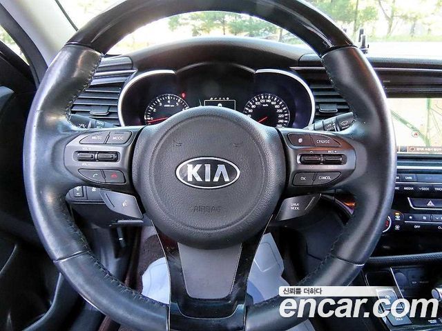 Kia K5 2015 — photo 8
