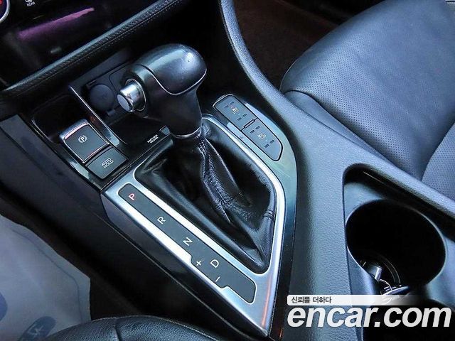 Kia K5 2015 — photo 10