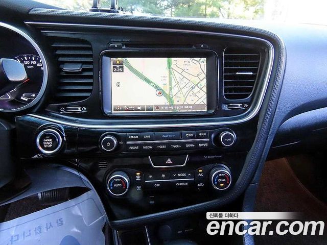Kia K5 2015 — photo 13