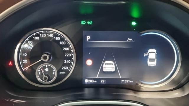 Genesis G80 2022 — photo 17