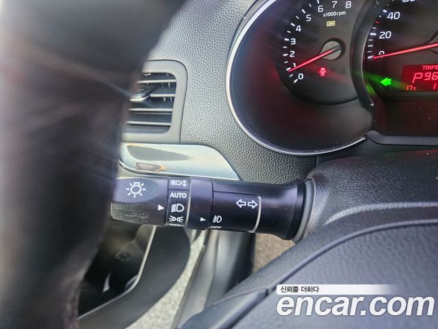 Kia morning 2016 — photo 16