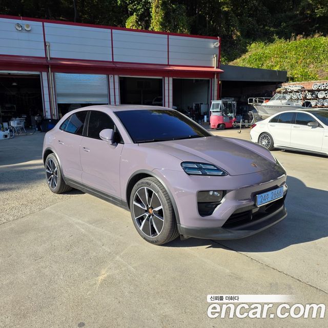 Porsche Macan 2025 — photo 8