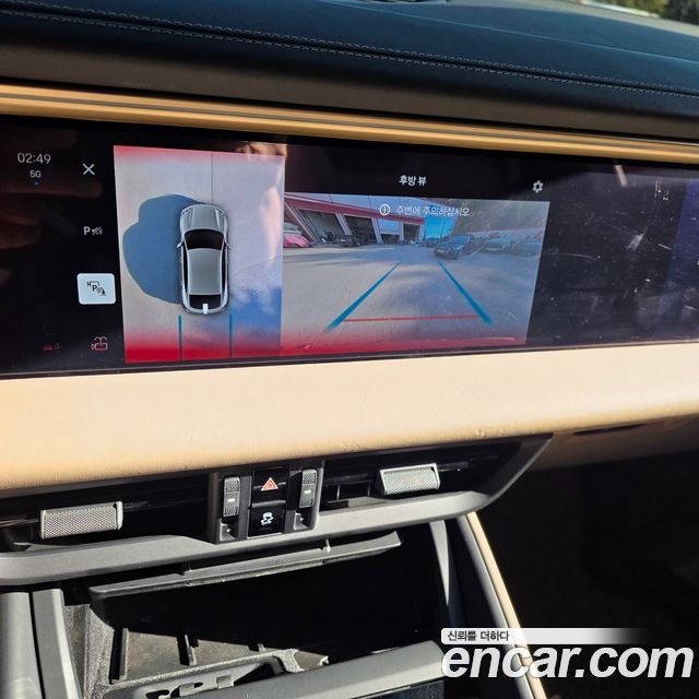 Porsche Macan 2025 — photo 18