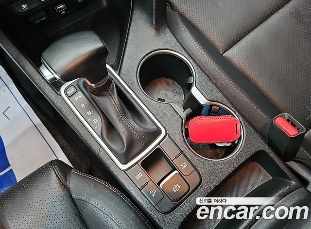 Kia Sportage 2022 — photo 8